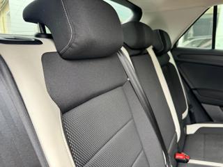 VOLKSWAGEN T-Roc usata, con Controllo automatico clima