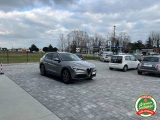 ALFA ROMEO Stelvio usata, con Alzacristalli elettrici