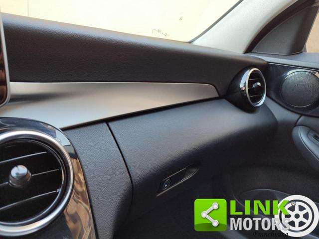 MERCEDES-BENZ C 220 usata 27