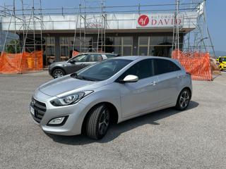 HYUNDAI i30 usata, con Airbag