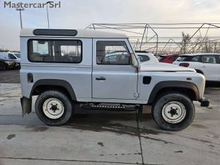 LAND ROVER Defender usata, con Servosterzo