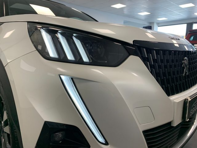 PEUGEOT 2008 usata, con Tettuccio apribile