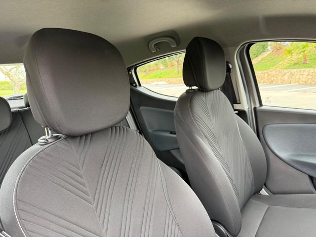 LANCIA Ypsilon usata, con Sedile posteriore sdoppiato