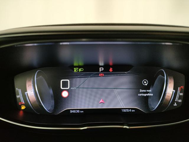 PEUGEOT 5008 usata, con Controllo elettronico della corsia