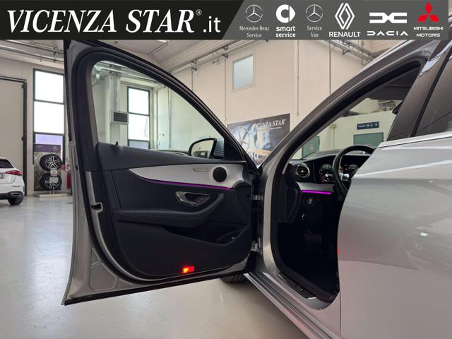 MERCEDES-BENZ E 220 usata, con Luci diurne LED