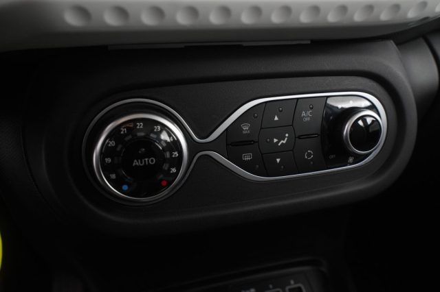 RENAULT Twingo usata 8