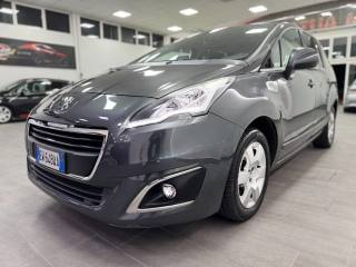 PEUGEOT 5008 usata, con Climatizzatore