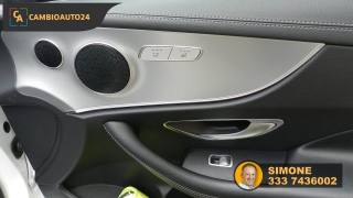 MERCEDES-BENZ E 220 usata 111