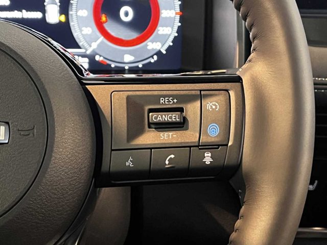 NISSAN X-Trail usata, con Sensore di luce