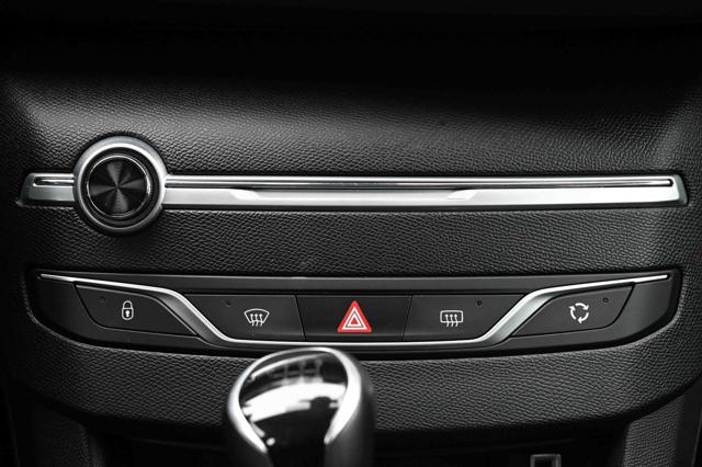 PEUGEOT 308 usata, con Touch screen