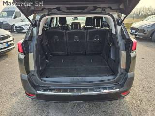PEUGEOT 5008 usata, con Vetri oscurati