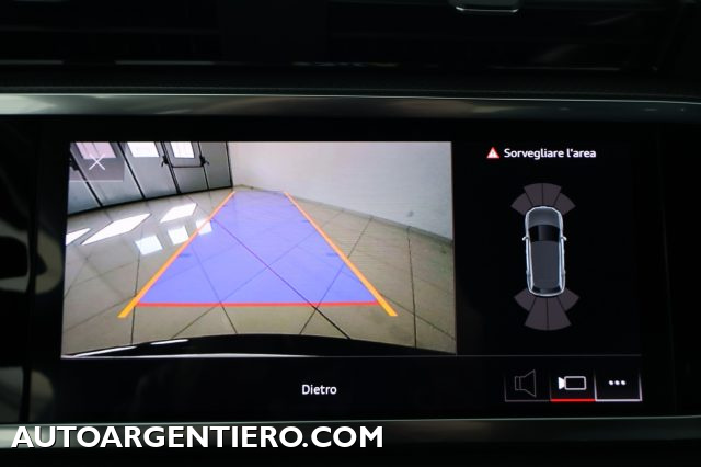 AUDI Q3 usata, con Sensori di parcheggio posteriori