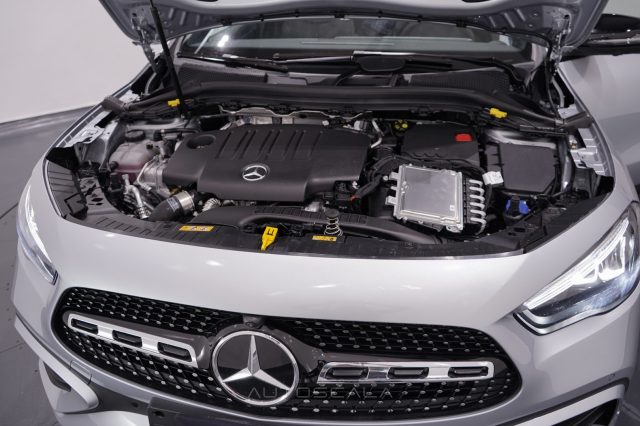 MERCEDES-BENZ GLA 200 usata 35