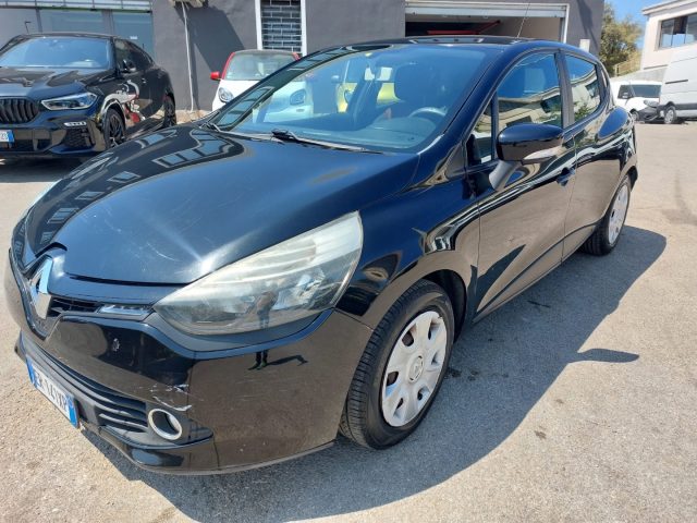RENAULT Clio usata, con Airbag