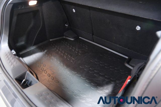 TOYOTA C-HR usata 56