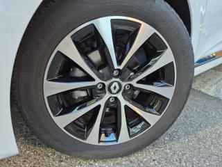 RENAULT Clio usata, con Controllo trazione