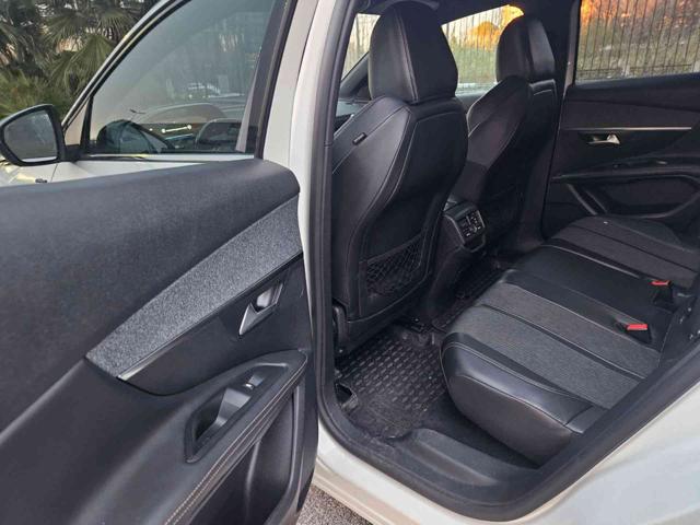 PEUGEOT 3008 usata, con Fendinebbia