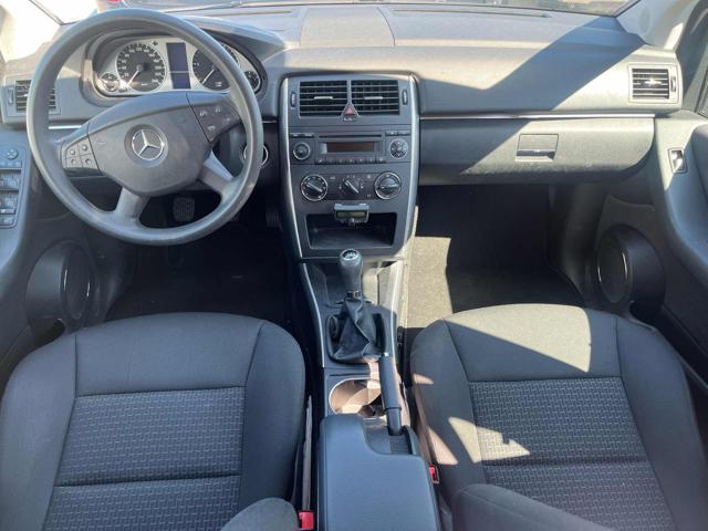 MERCEDES-BENZ B 180 usata, con Boardcomputer