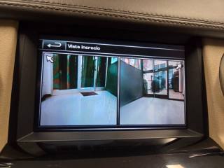 LAND ROVER Discovery usata, con Leve al volante