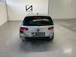 VOLKSWAGEN Passat Variant usata, con Autoradio