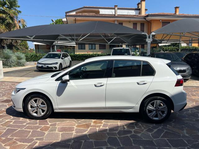 VOLKSWAGEN Golf usata, con Autoradio