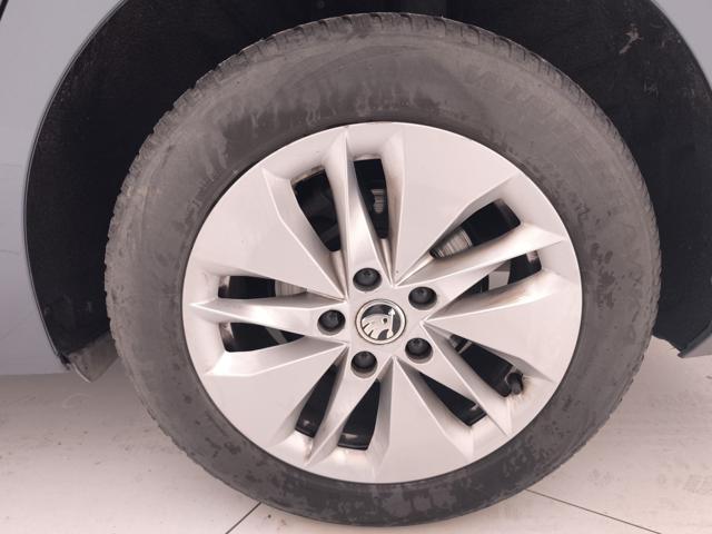 SKODA Octavia usata, con Fari LED