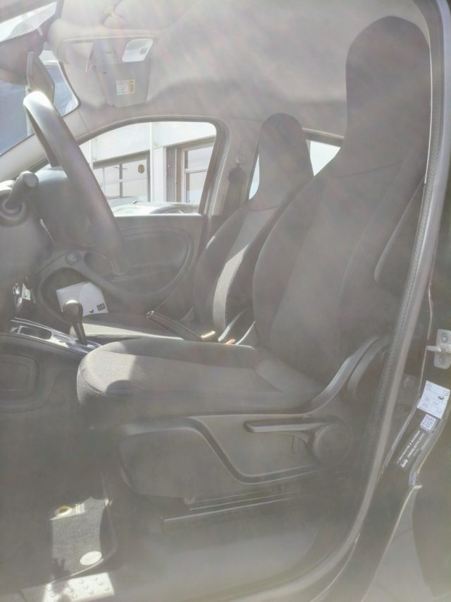 SMART ForFour usata, con USB