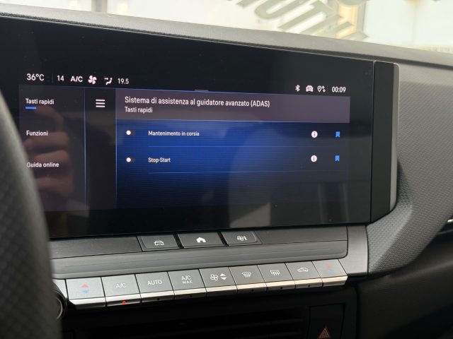 OPEL Astra usata, con USB