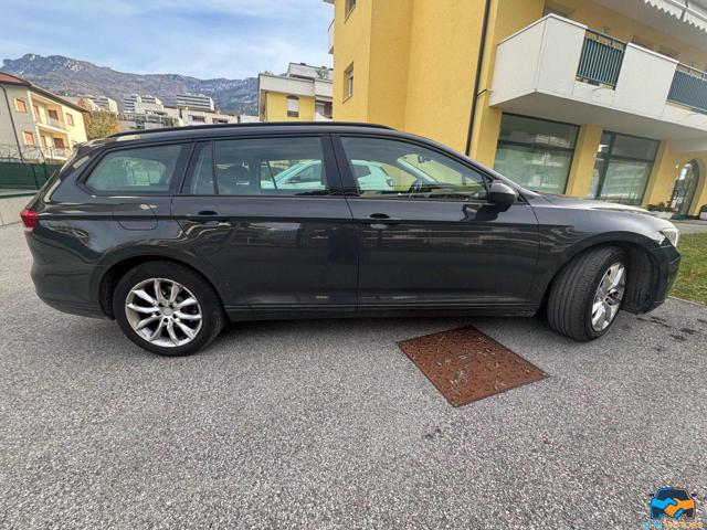 VOLKSWAGEN Passat usata, con Chiusura centralizzata