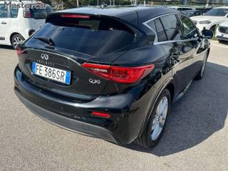 INFINITI Q30 usata 4