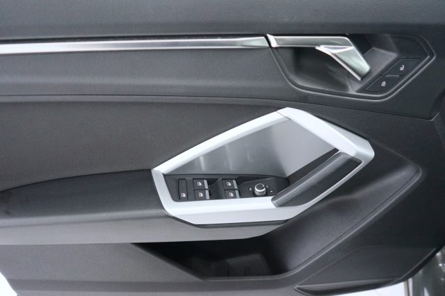 AUDI Q3 usata, con Monitoraggio pressione pneumatici