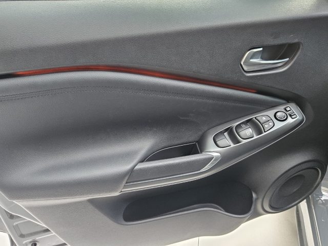 NISSAN Juke usata, con USB