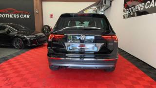VOLKSWAGEN Tiguan usata, con Autoradio