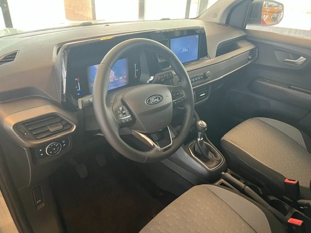 FORD Tourneo Courier usata, con Controllo automatico clima