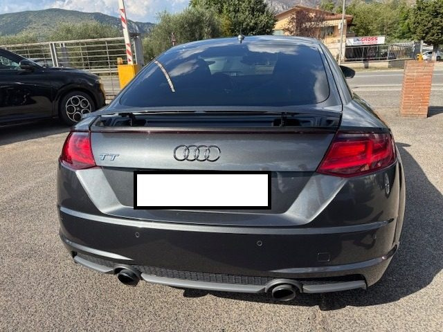 AUDI TT usata, con Autoradio