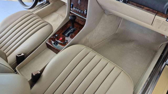 MERCEDES-BENZ SL 560 usata 13