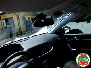 PEUGEOT 308 usata, con Autoradio digitale