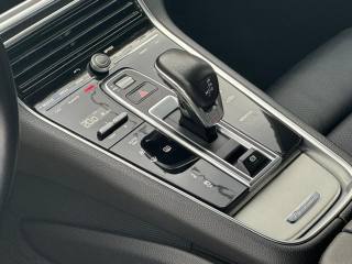 PORSCHE Panamera usata, con Park Distance Control