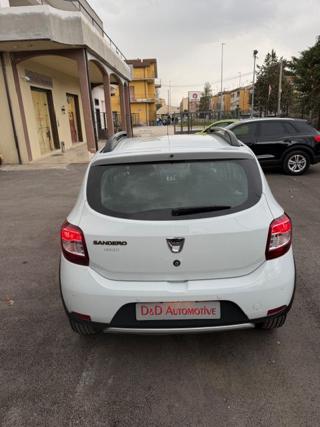 DACIA Sandero usata, con Autoradio