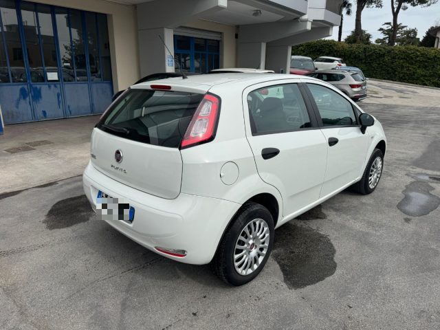 FIAT Punto usata, con Autoradio