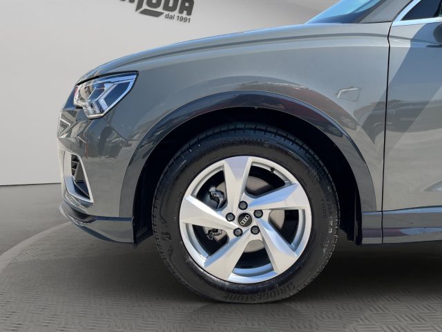 AUDI Q3 usata, con Specchietti laterali elettrici