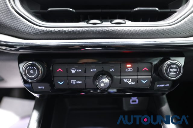 JEEP Compass usata, con Autoradio digitale