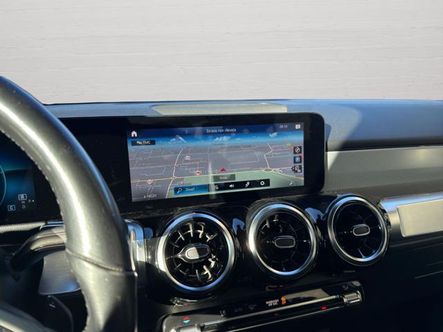 MERCEDES-BENZ GLB 200 usata, con Cruise Control