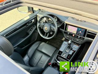 PORSCHE Macan usata, con Bracciolo