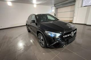 MERCEDES-BENZ GLA 200 d Automatic Advanced
