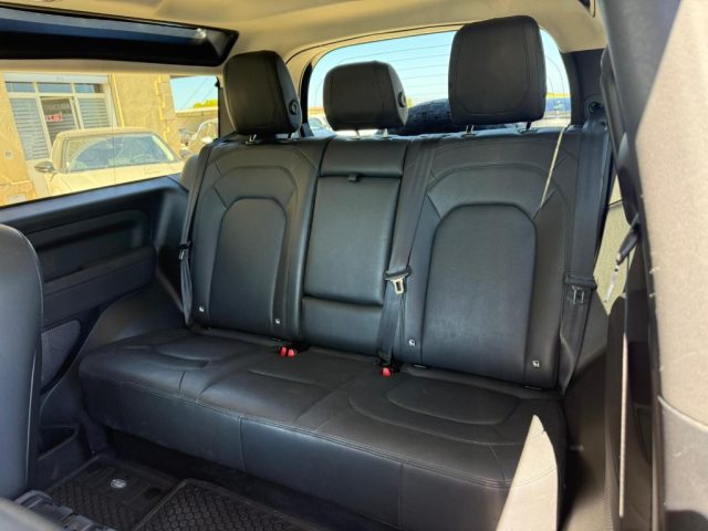 LAND ROVER Defender usata, con Controllo trazione