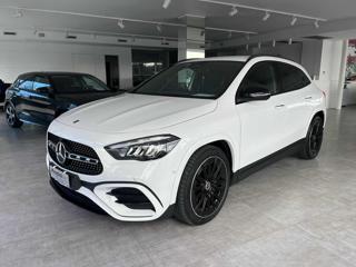 MERCEDES-BENZ GLA 200 usata 23