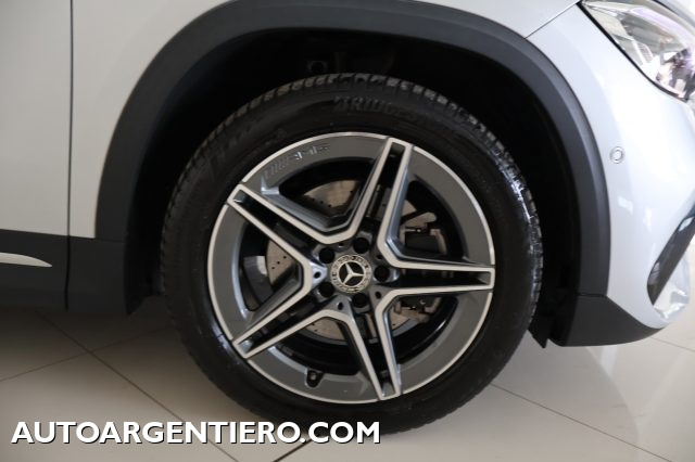 MERCEDES-BENZ GLA 220 usata, con Fari full-led