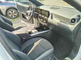 MERCEDES-BENZ GLA 180 usata, con Chiusura centralizzata
