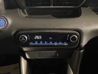 TOYOTA Yaris usata, con Controllo trazione